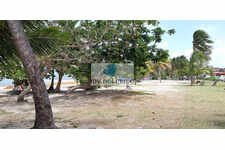 Sur la plage...parcelle de 414m² à la Pointe Faula