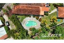 Sainte-Anne Plage - Villa T7 de 220 m²hab.+ 231m2 de
