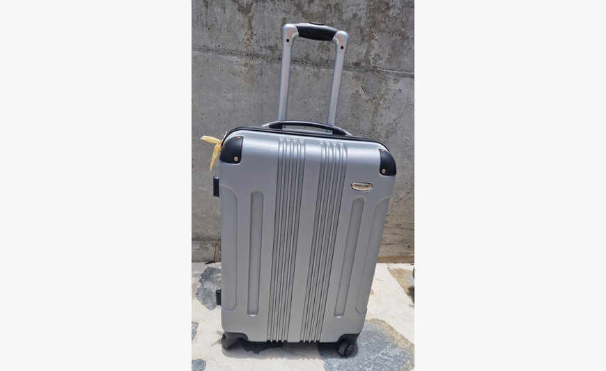 3 valises soute