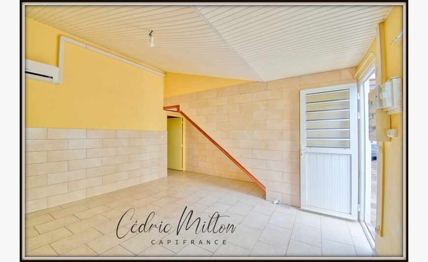 Local professionnel 32 m² au bourg de Sainte-Luce