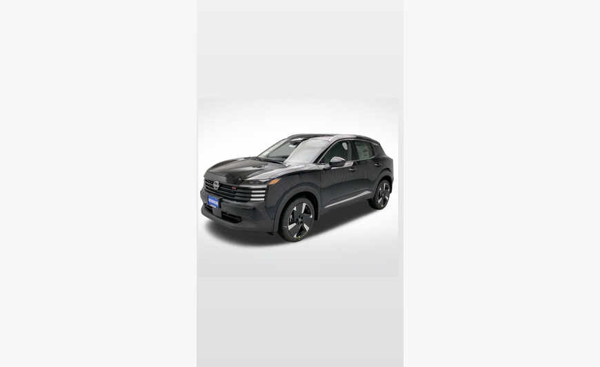 Nissan kicks SR 2025