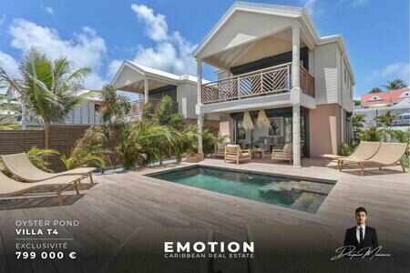 112 square meter T4 villa with high-end amenities and sea vi