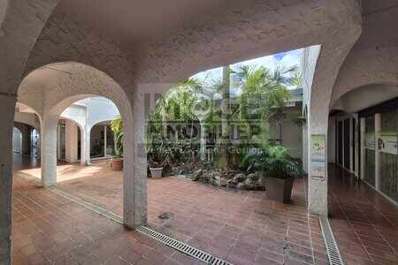 Local Commercial en Centre-Ville, 27 m²