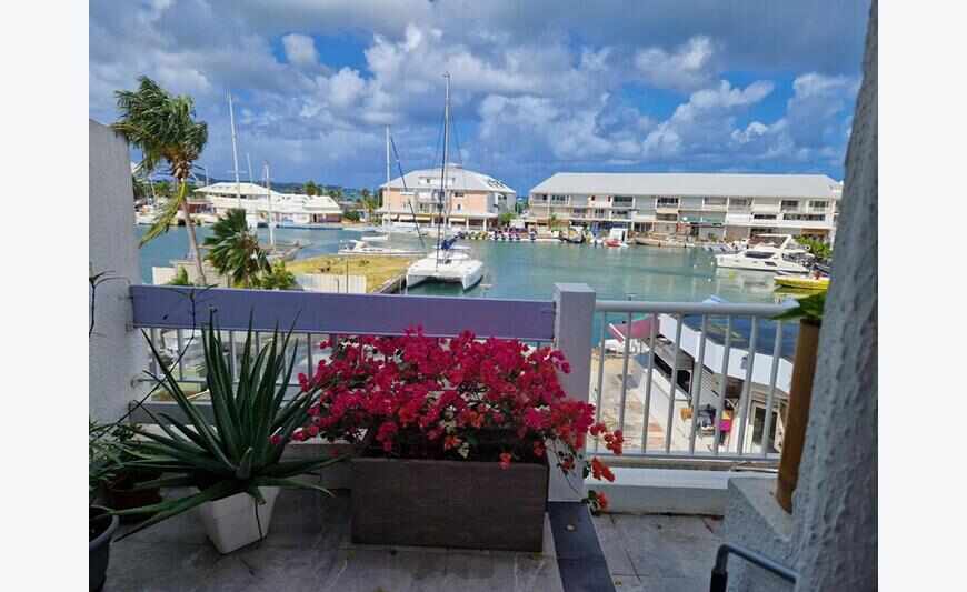 Duplex vue magnifique sur la Marina