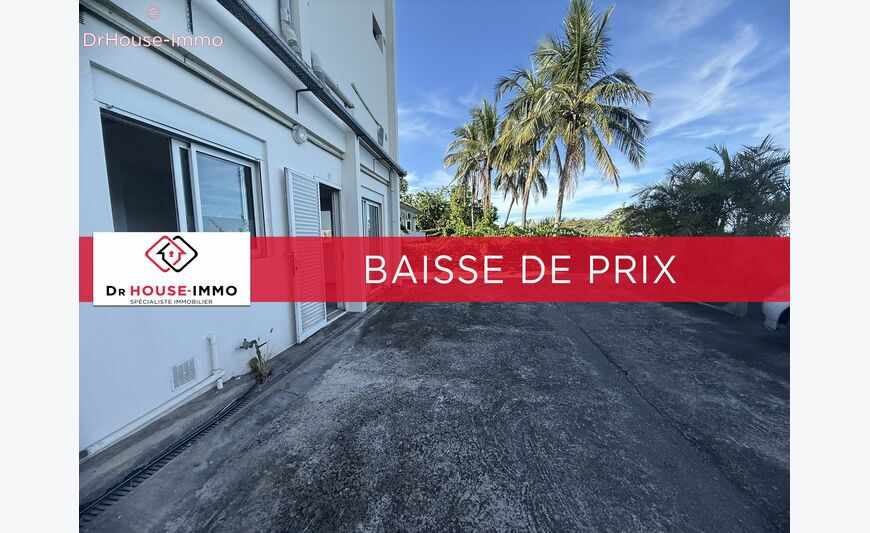 Baisse de prix Local Professionnel/Appartement avec Cour