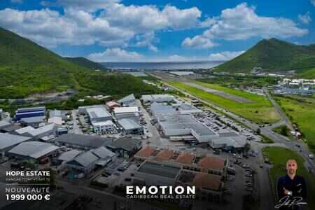 Hangar + apt T2 - 547 m2 + 225 m2 mezzanine - Hope Estate