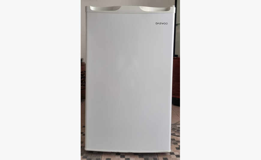 réfrigérateur 115L 220V
