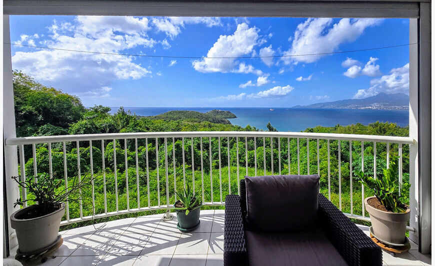 T3 avec vue panoramique sur la baie de Fort-de-France - Anse