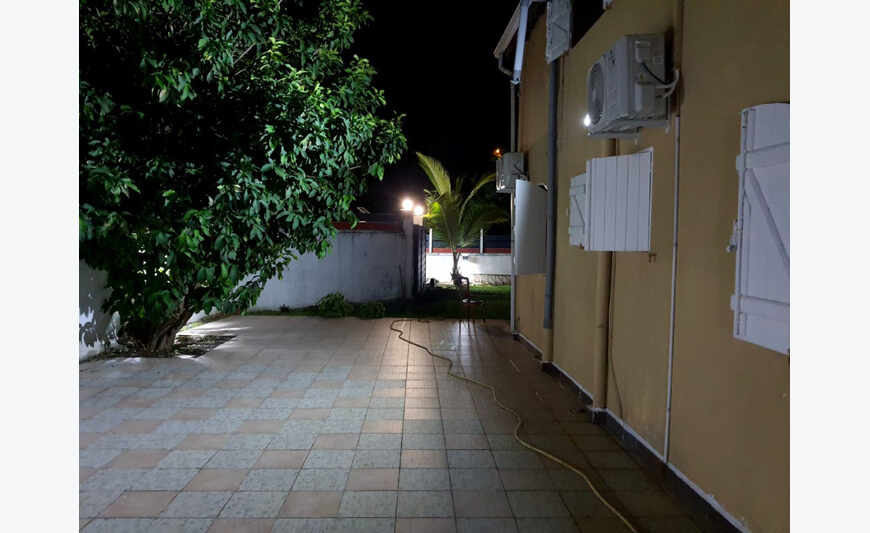 Grande villa dans la campagne guadeloupéenne