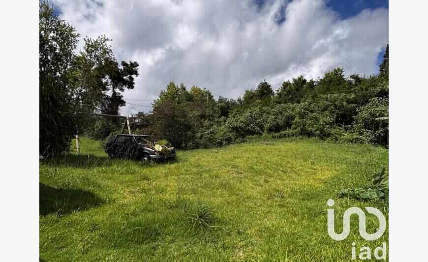 Terrain à bâtir 2 100 m²