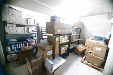 À Louer ? Entrepôt 40 m² ? Fort-De-France (Dillon 3000 ?