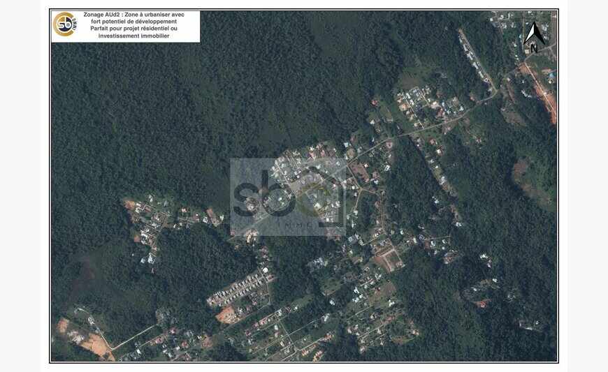 Terrain à Bâtir à Matoury - 1,4 ha de Potentiel