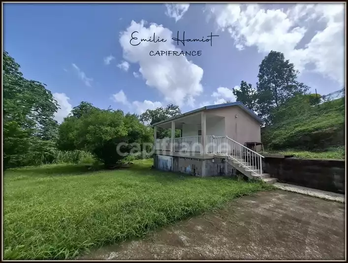 A louer - Maisonnette meublée - de type studio - Les Trois