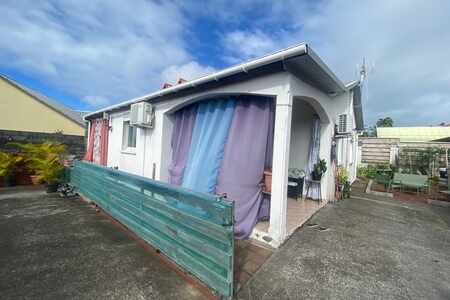 Maison 3 pièces (974)