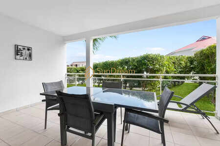 Cul de Sac Appartement T2 meublé avec terrasse et jardin