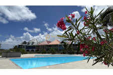 T3 Rez-de-jardin 2 chambres  Accès direct plage de la Baie