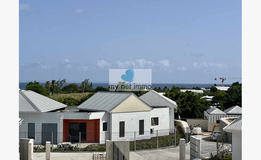 Appartement T2 neuf non meublé avec belle vue mer dans une