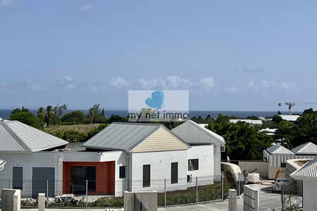 Appartement T2 neuf non meublé avec belle vue mer dans une
