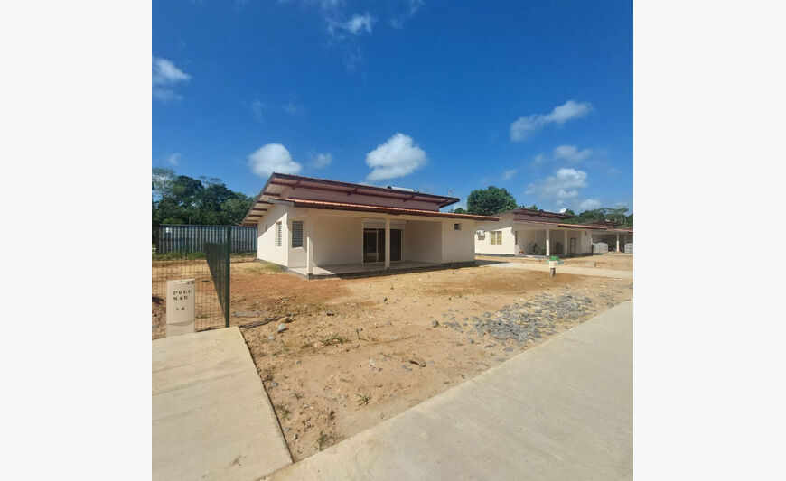 Saint-Laurent - Maison de type 4 de 84 m2 avec terrasse et