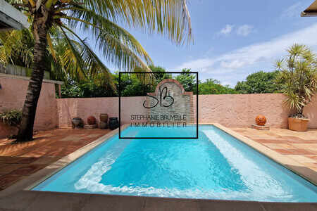 Fort De France Didier : Villa F4 + mezanine + bac a punch