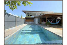 A Kourou (97310) Une Magnifique Villa T7 De 246 m² - Avec 2