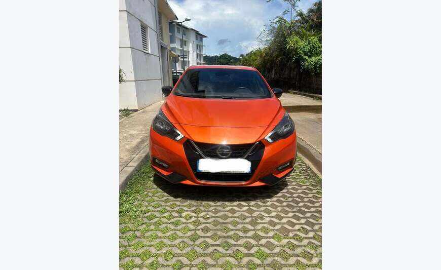 NISSAN MICRA parfaite état.