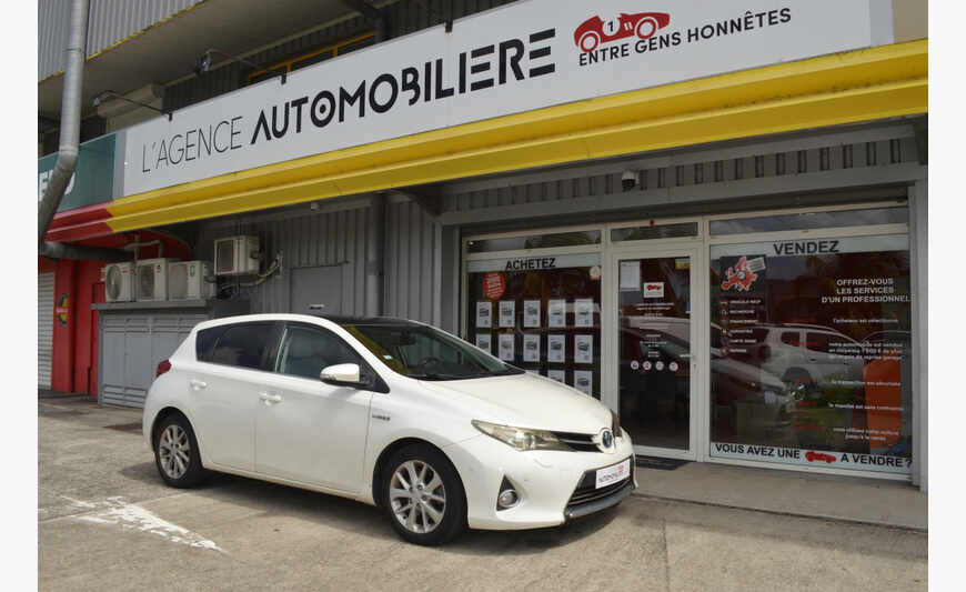 Toyota Auris Mc Hsd 136h Dynamic