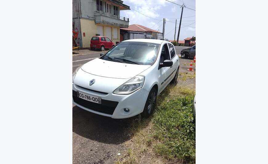 Clio 3 essence