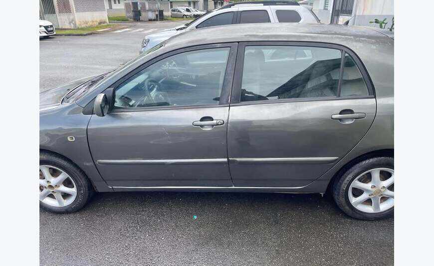 2003 Toyota corolla