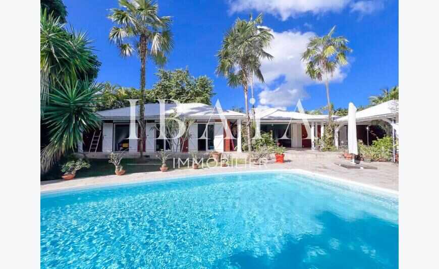 Arnouville Villa 4 Chambres Avec Piscine