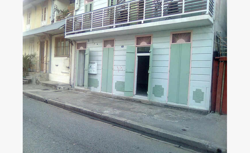 Local 57m2 - secteur Cayenne Centre-Ville