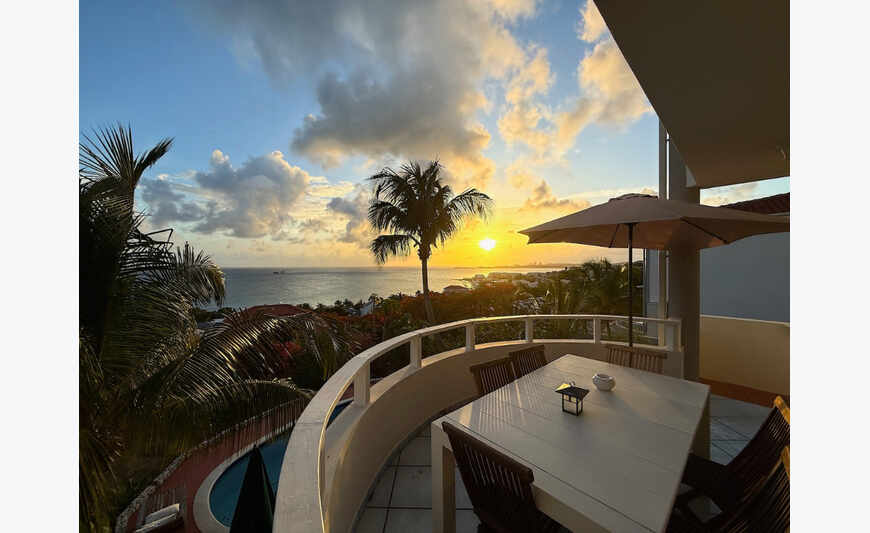 Casalinda Amazing Sunsets