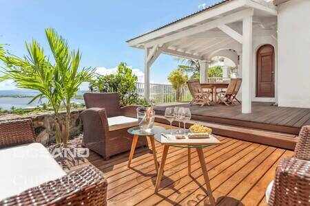 Exclu - 3 Bedrooms + Private Swimming Pool in Orient Bay –