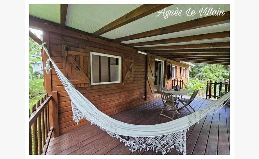 Maison en bois sur Terrain Arboré