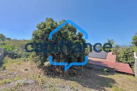 Terrain à la Rivière Saint-Louis (97421)