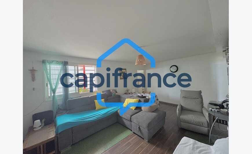 - Appartement T3 de 65 m² - Résidence Central Fac 3 - Saint