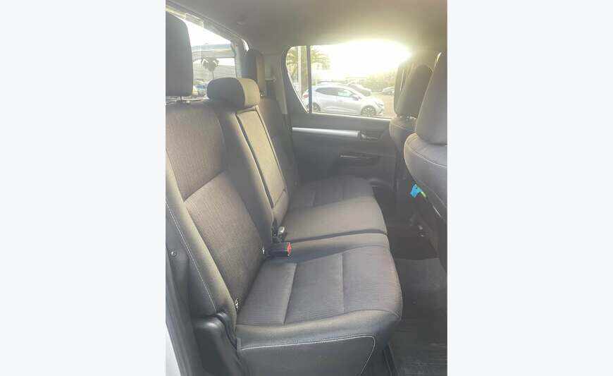 Toyota Hilux 2.4D 150ch 4x4 Diesel Manuelle 📞.0696/89/63/08