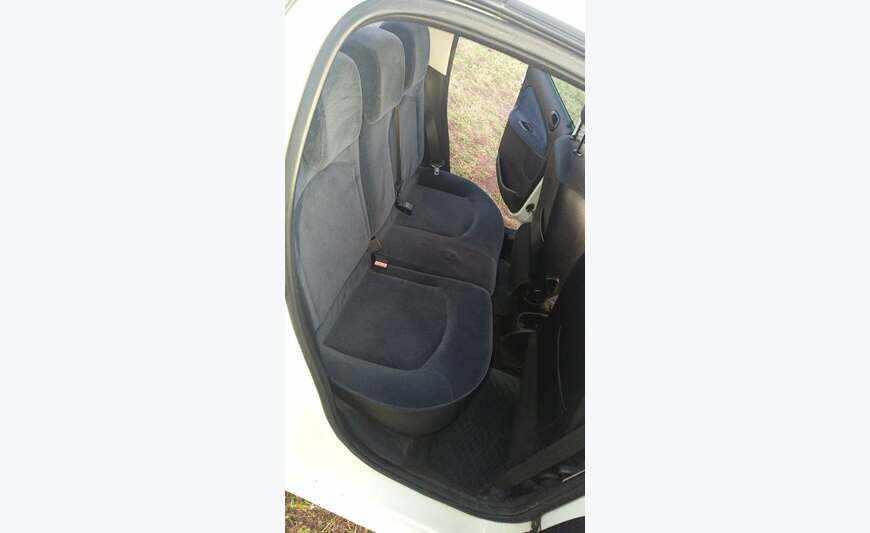 PEUGEOT 206 AUTOMATIQUE ESSENCE (16V/16S) DANS L'ÉTAT