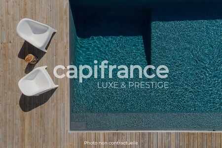 Off Market : Villa Exceptionnelle - Vue Mer - Plage A Pied