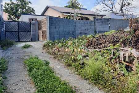 Terrain exceptionnel de 193 m² à Saint-Louis Bois Nefles