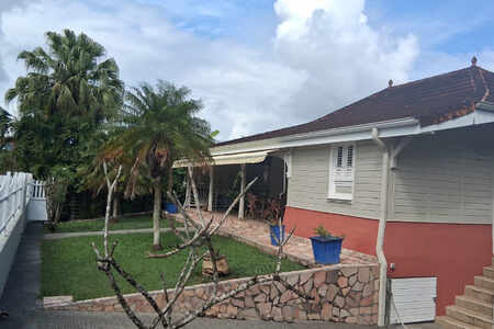 VILLA DE CHARME