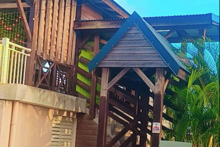 Local commercial Sainte-Rose - Restaurant/Cuisine