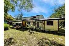 Maison à Matoury. 3 chambres - secteur Macrabo