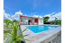 En Exclusivité - Villa Renovee Avec Piscine - Saint Francois