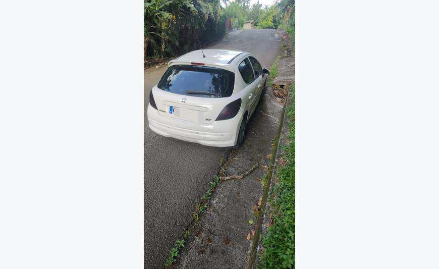 Peugeot 207 hdi 1.4
