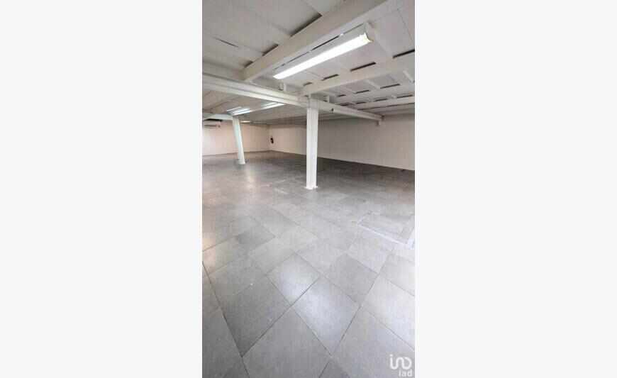 Location Boutique/Local commercial 320 m²