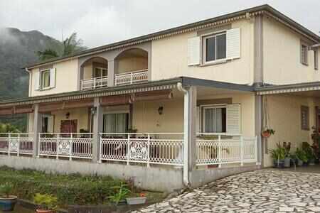 Maison traditionnelle 10 pièces