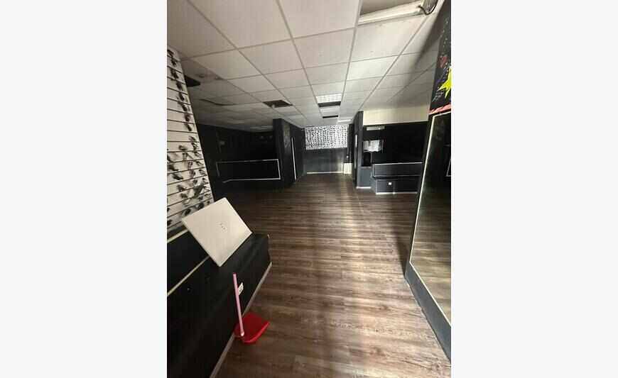 A Louer Local Commercial De 77.06M2 Sur Kourou