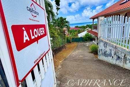 Location? Appartement à louer 3 pièces avec vue mer,