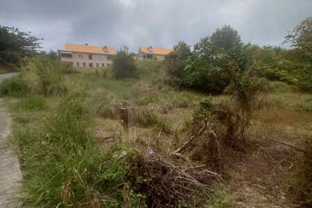 Terrain de 1673 m²